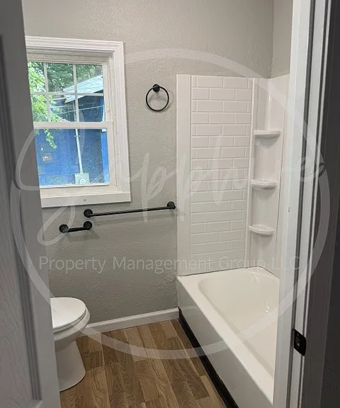 7411 Montgall Ave — Photo 6