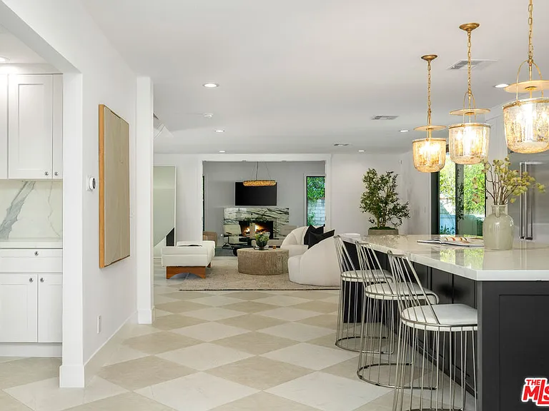 4608 Westchester Dr — Photo 33