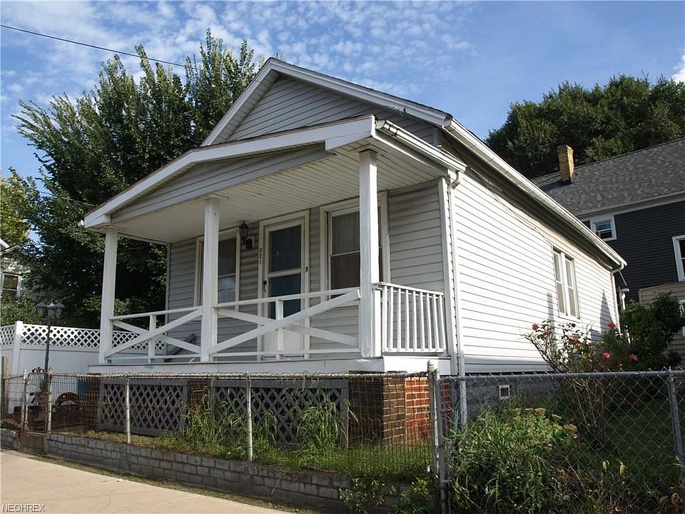 1st image of 921 Jefferson Ave