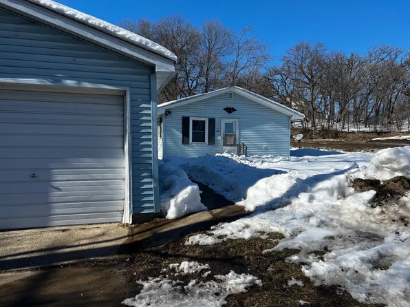 608 Central Ave, Estherville, IA 51334