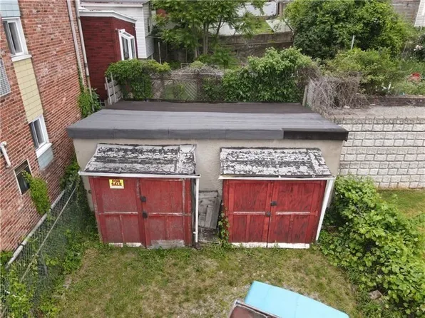 1026 Penn St, Pittsburgh, PA 15215