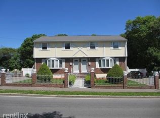 352 Sprague St, Dedham, MA 02026