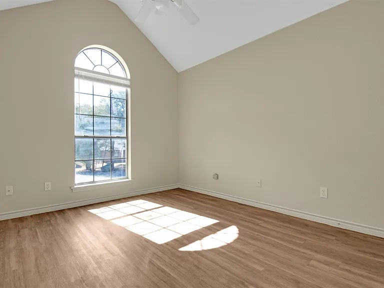 2016 Castle Gate Cir — Photo 12
