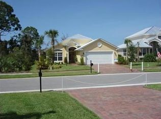 456 11th Sq SW, Vero Beach, FL 32962