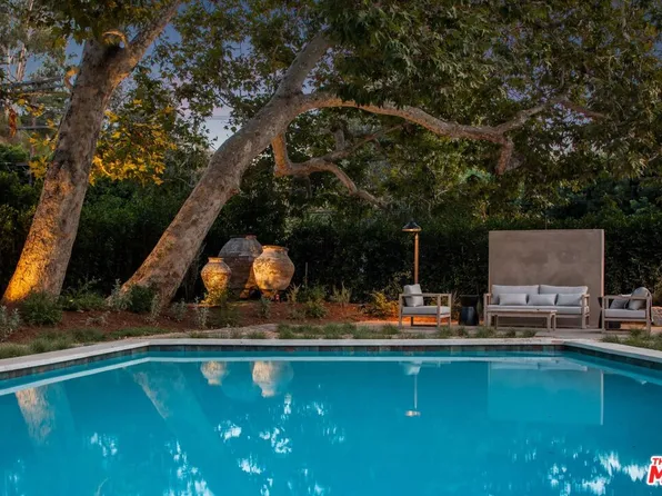 1300 Shadybrook Dr, Beverly Hills, CA 90210