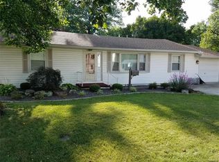 1601 N Monroe St, Litchfield, IL 62056
