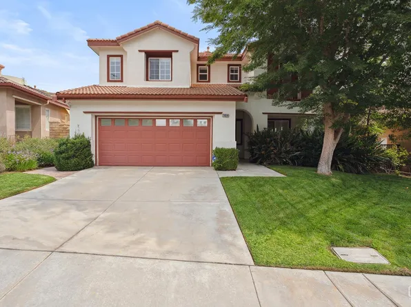 28514 High Ridge Dr, Saugus, CA 91390