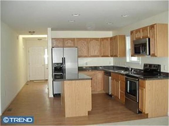 2nd image of 29 Norway Ave