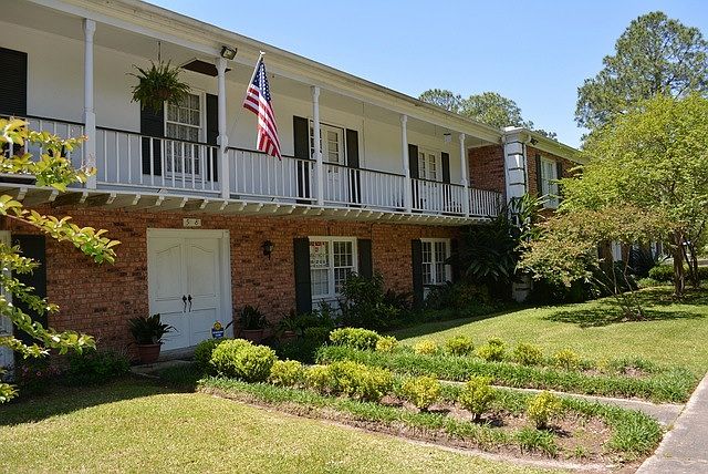 front view of Claycut Place Condo