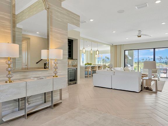 The Entry Way of another Grand Sabal Model which is available at Serengeti.