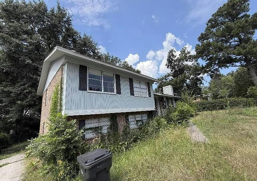 1st image of 2152 Rosier Rd