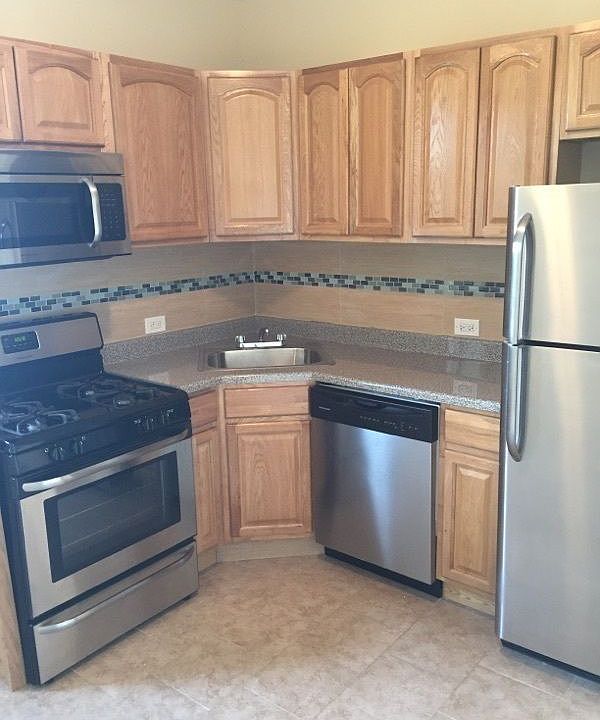 1st image of 2562 41st St APT 5D
