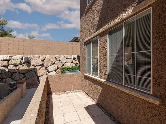 5th image of 3965 Palm Beach St Unit 101