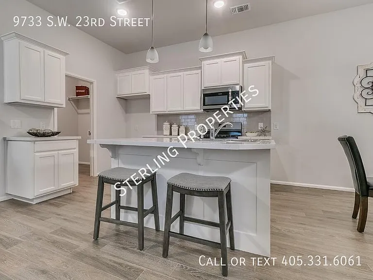 9733 SW 23rd St — Photo 12