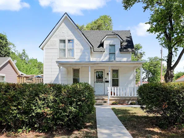 116 SW 3rd St, Newton, KS 67114