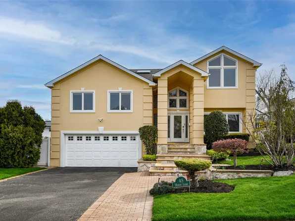 45 Merry Lane, Jericho, NY 11753