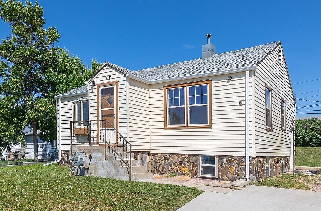 102 Anamosa St, Rapid City, SD 57701 Zillow