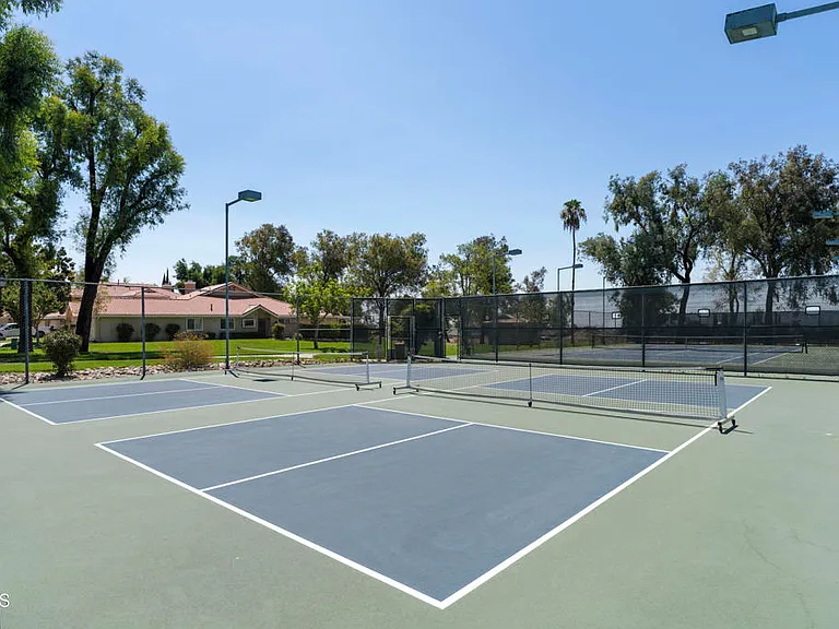 1549 Spyglass Dr — Photo 35