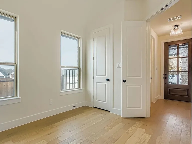 838 Stone Grove Rd — Photo 16