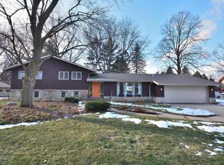 7827 N 46th St, Brown Deer, WI 53223