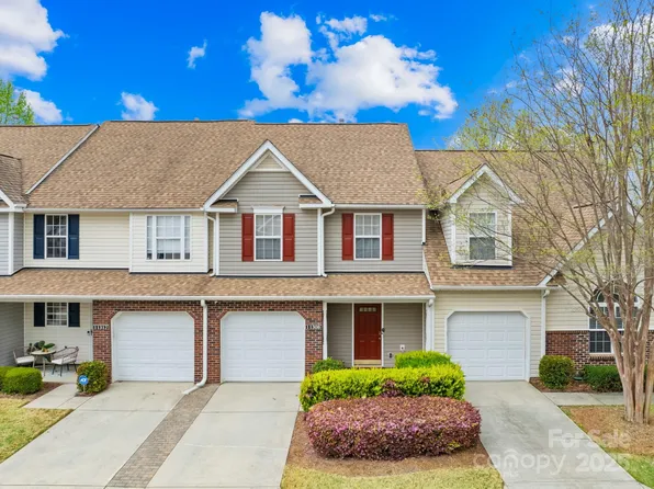 11308 Morgan Valley Ln, Charlotte, NC 28270