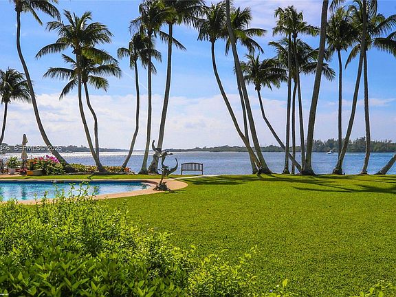 2nd image of 6 Riverview Rd