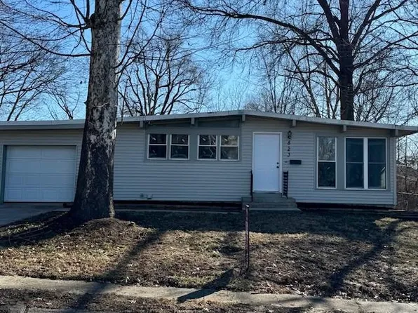 823 Reed St, Liberty, MO 64068