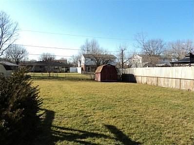 5th image of 19 Redington Ct