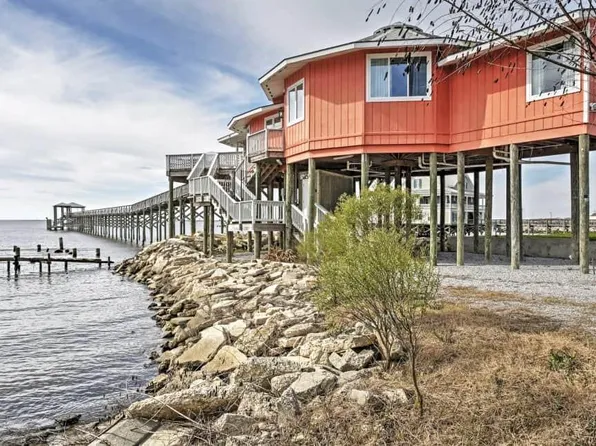 243 Lakeview Dr, Slidell, LA 70458