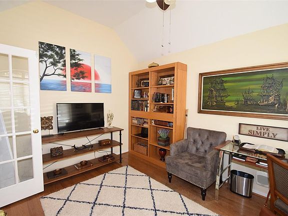 5th image of 12806 Pheasant Lake Ct
