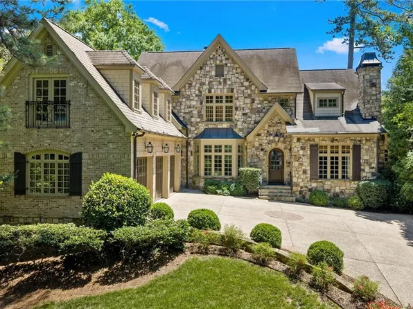 355 Pine Tree Dr NE, Atlanta, GA 30305