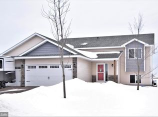 917 Robin Rd NW, Isanti, MN 55040