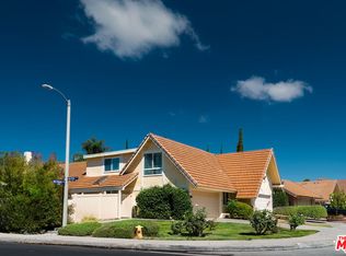 27003 Rio Prado Dr, Santa Clarita, CA 91354