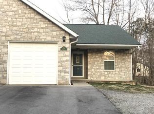 2638 W Hueston Way, Bloomington, IN 47403