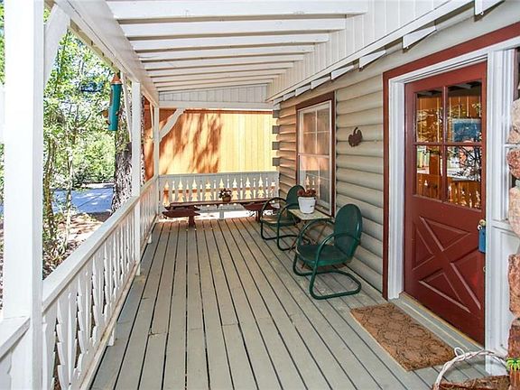4th image of 371 Wren Dr
