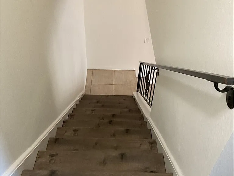 1141 Landsburn Cir — Photo 19