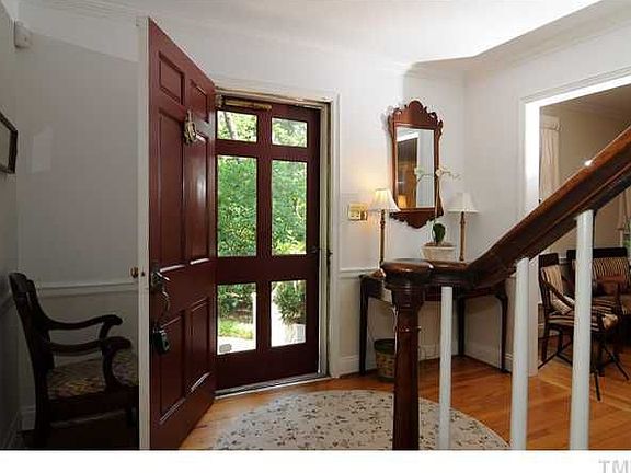 2nd image of 100 Fern Ln