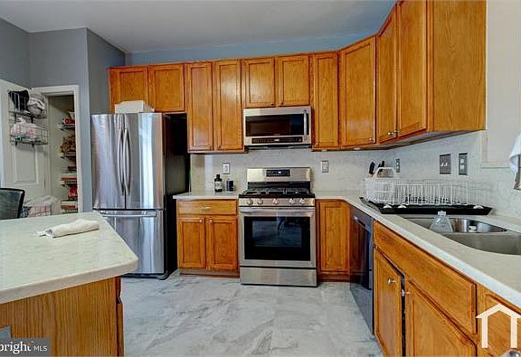 4th image of 9607 Tulip Tree Dr