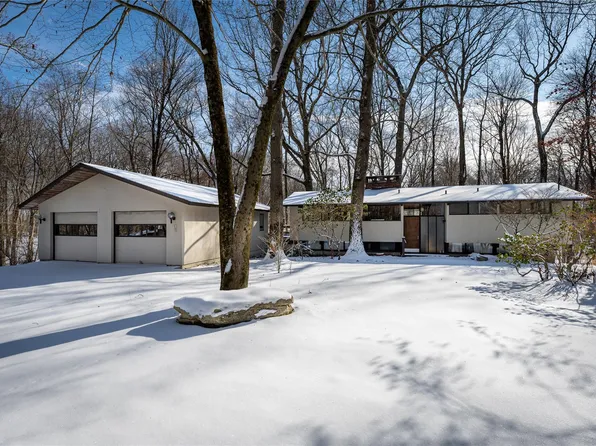 27 Davids Lane, Pound Ridge, NY 10576