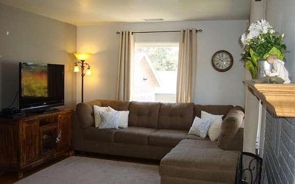 Great entertainment space.