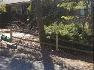 119 Alturas Rd, Highland Lakes, NJ 07422