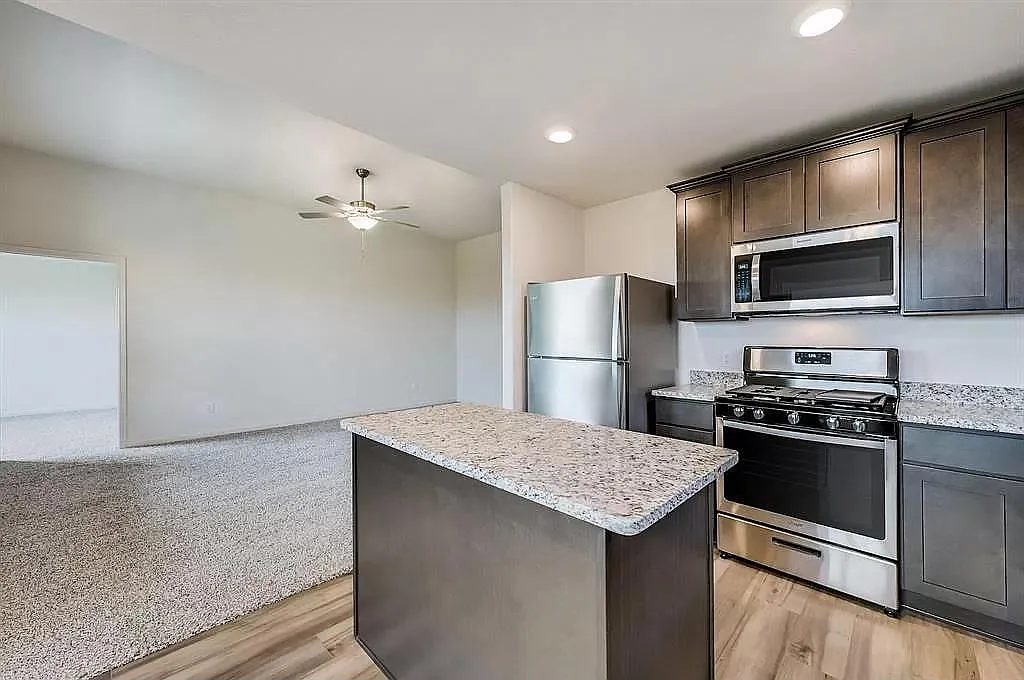 13821 Musselshell Dr — Photo 4