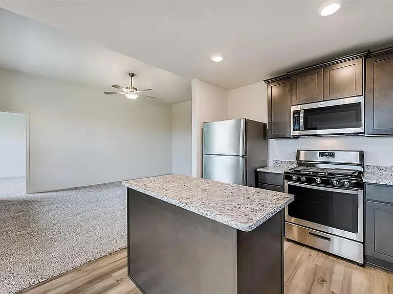 13821 Musselshell Dr — Photo 4