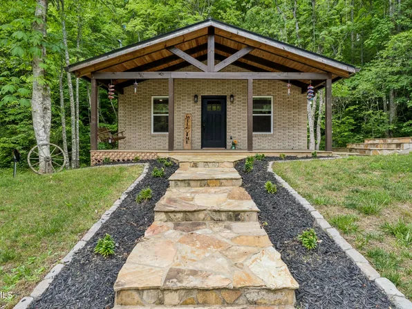 455 Okey Mowell Rd, Kingsport, TN 37660