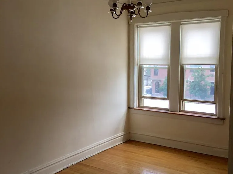 4805 N Hermitage Ave #2E — Photo 4