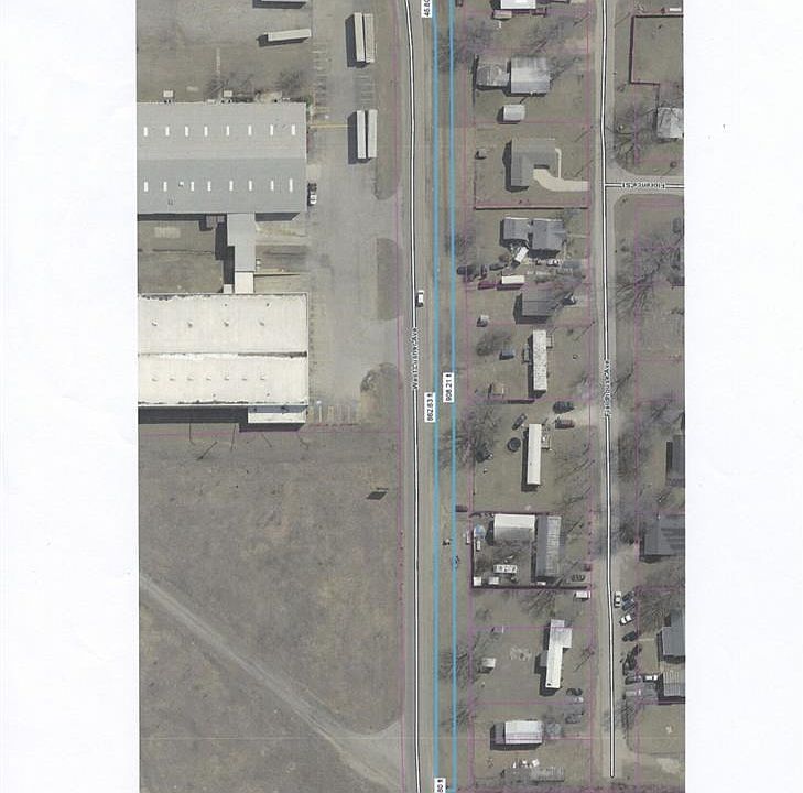 1st image of 921 W Lusher Ave