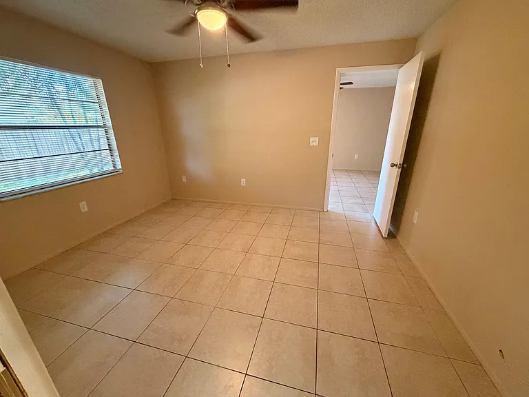 3109 Elmer St — Photo 15