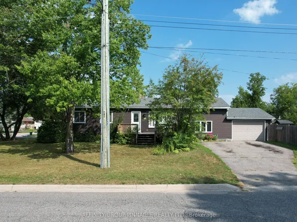 221 Dill St, Bracebridge, ON P1L 1E2
