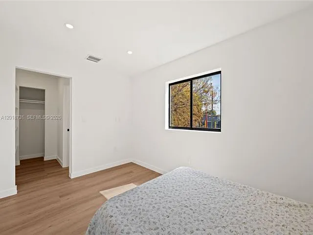 726 NW 55th Ter — Photo 3