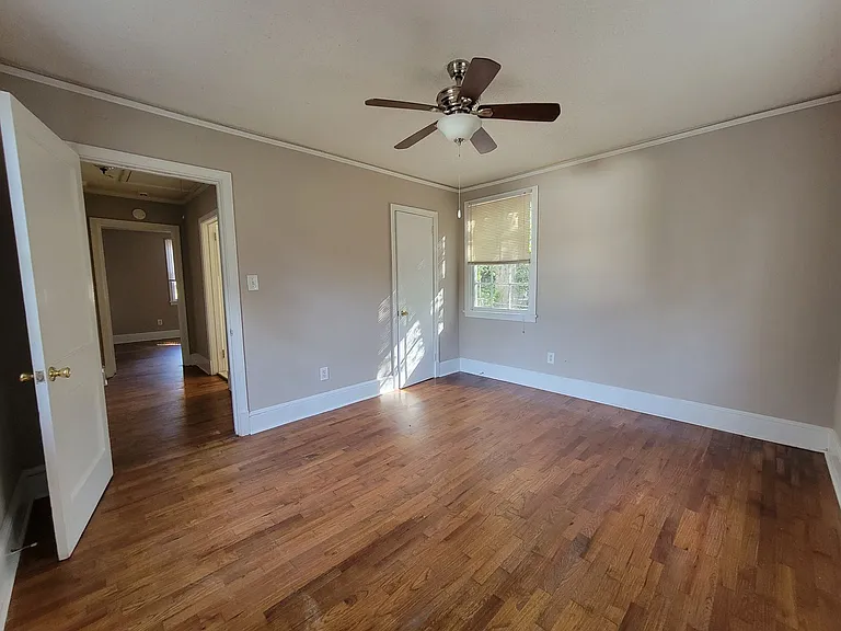 220 Gilleland Dr — Photo 20